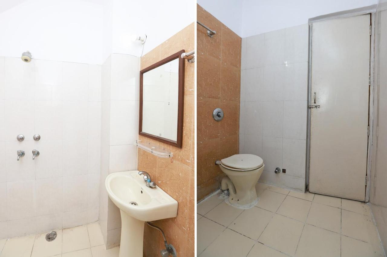 สปอต ออน 29024 ชาเคียร์ พาเลซ Hotel Narela ภายนอก รูปภาพ
